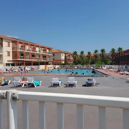 Avec Terrasse , Jardinet Et Piscine * アルジェレス・シュル・メール